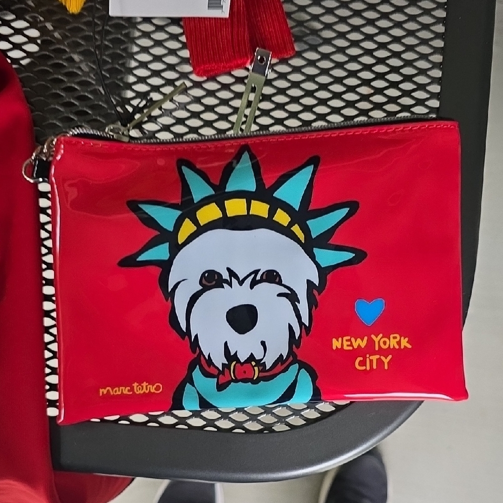 Red New York City Clutch MARC TETRO